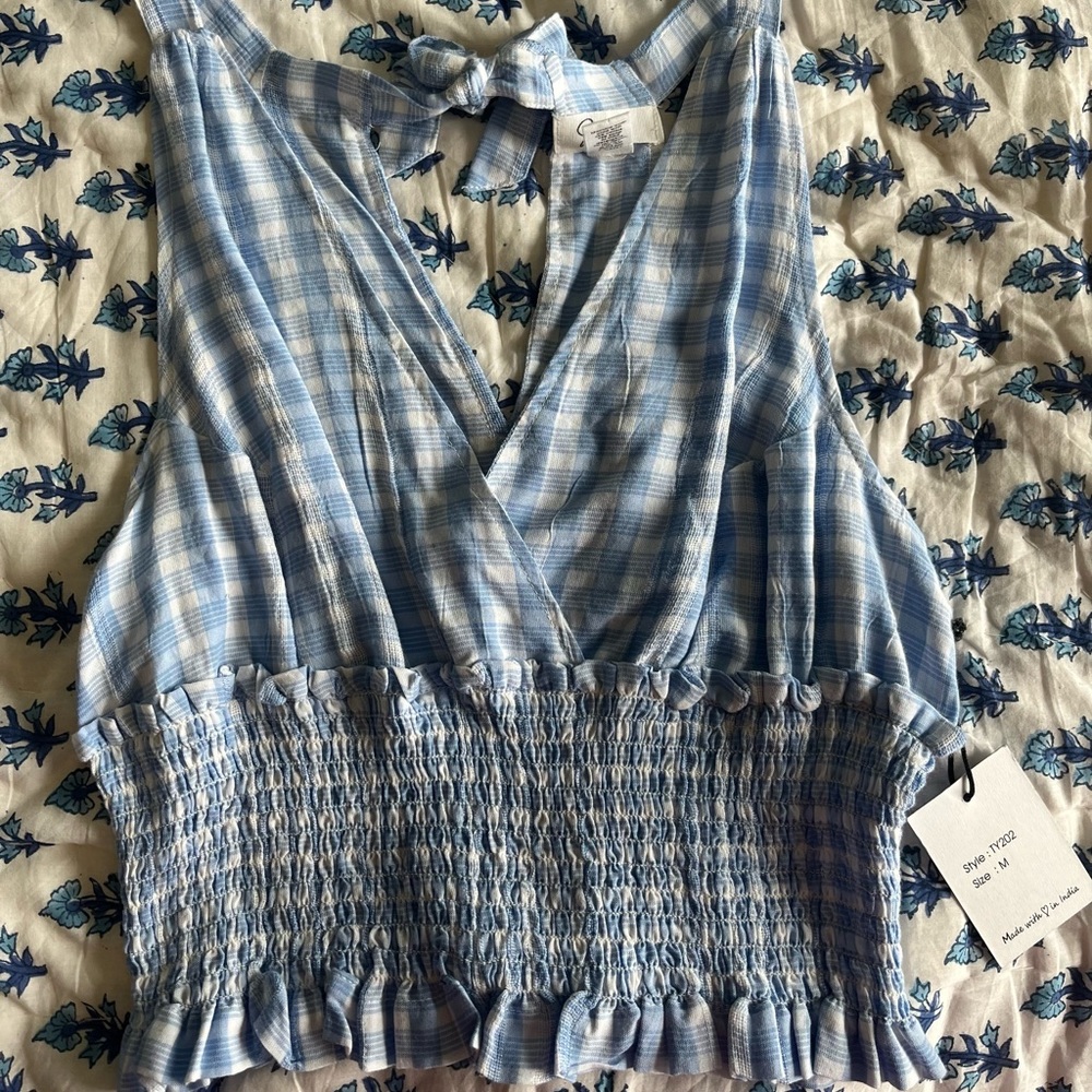 NWT Cute summer tank top cropped